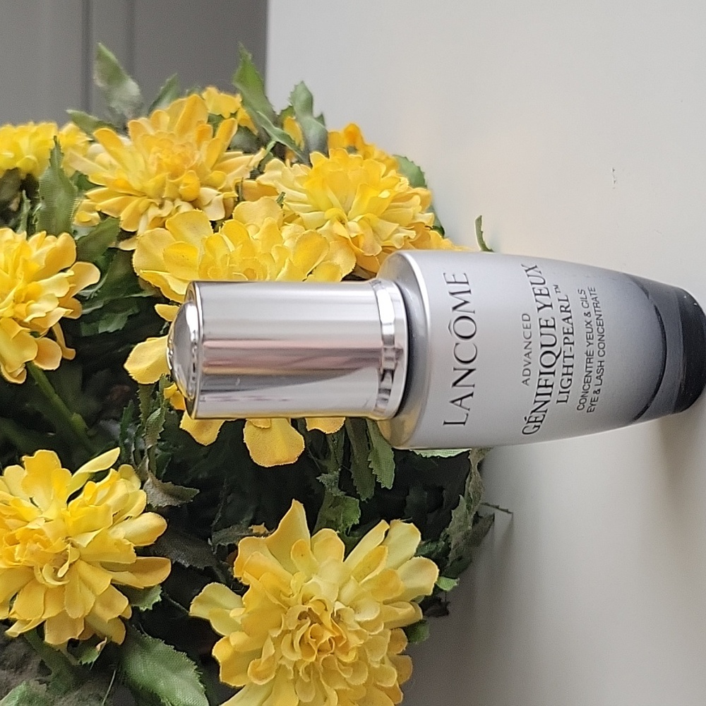 LANCÔME Advanced Génifique Yeux Light Pearl Eye and Lash Concentrate